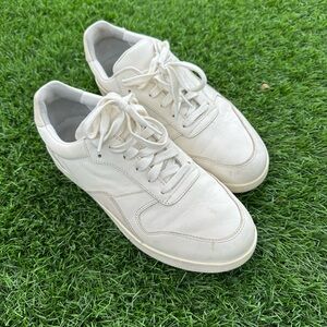 Everlane tread white shoes